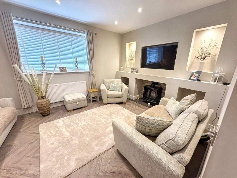 Llewellyn Street, Pentre, Rhondda Cynon Taff. CF41 7BW