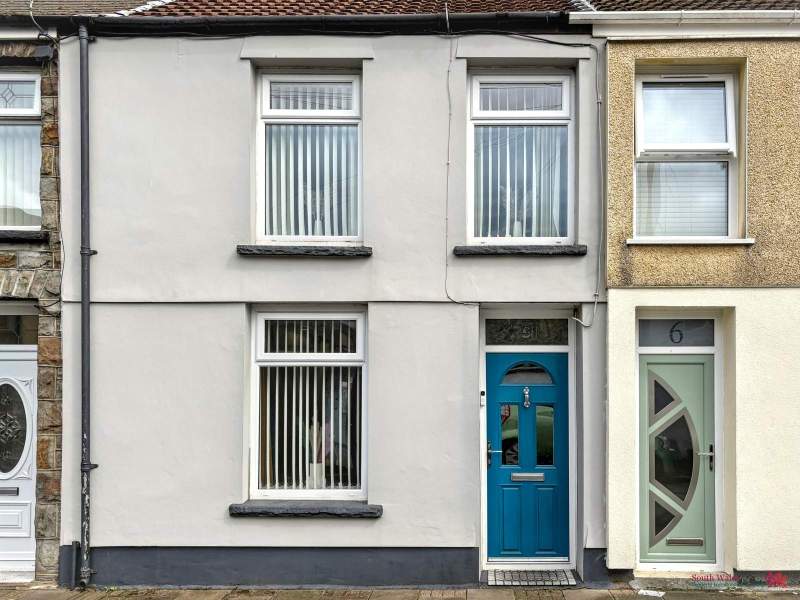 Church Street, Ton Pentre, Pentre, Rhondda Cynon Taff. CF41 7AD